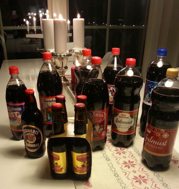 10 flaskor med olika julmust
